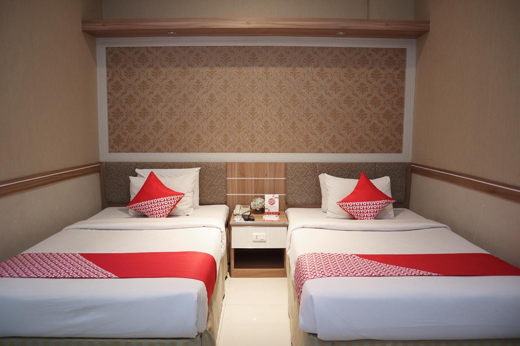 Oyo 742 Mona Plaza Hotel Pekanbaru Exteriér fotografie